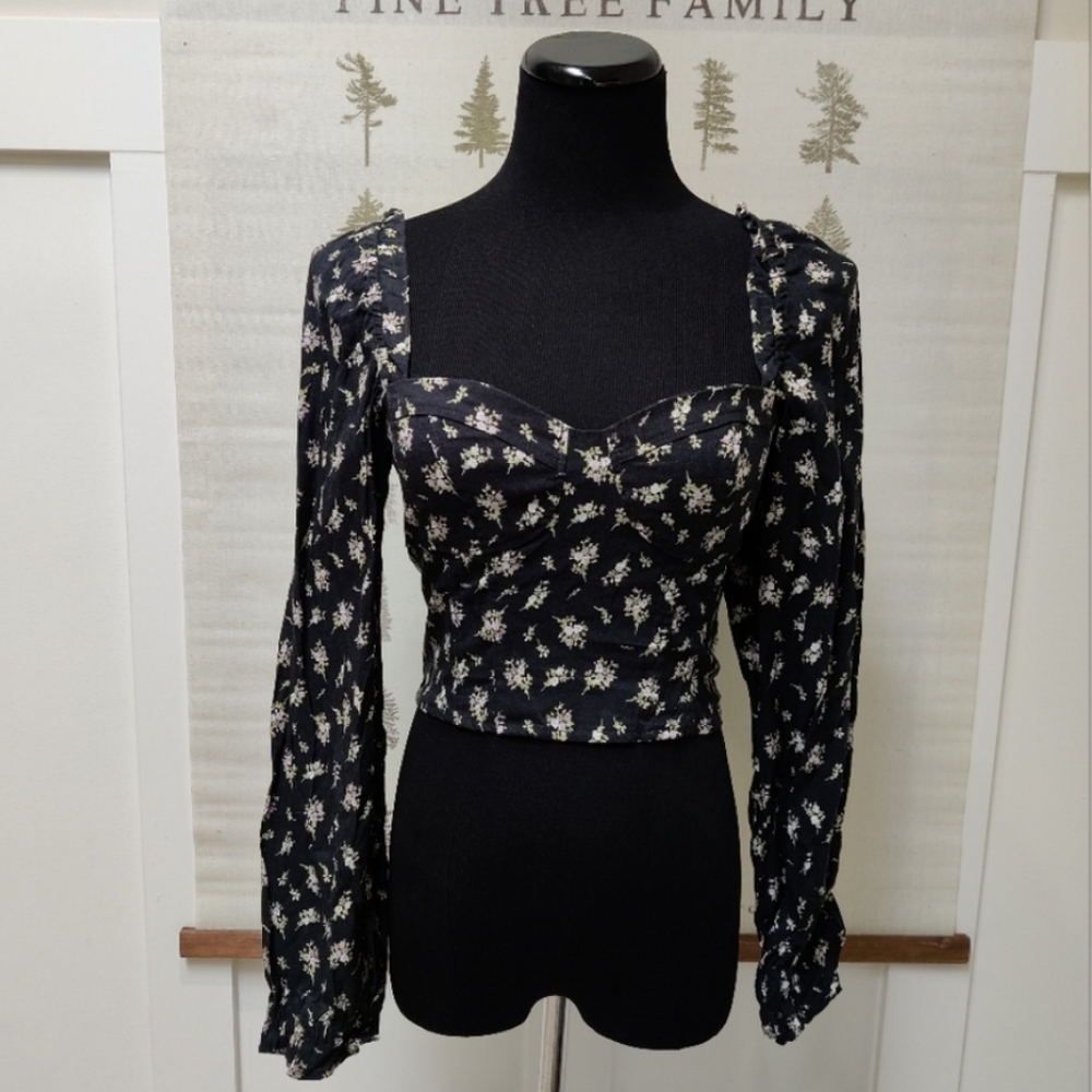 H&M Cropped Linen Blouse - XS